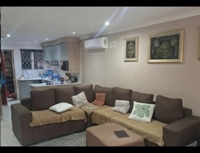 2 BEDROOM COMPLEX FOR SALE IN SHERWOOD